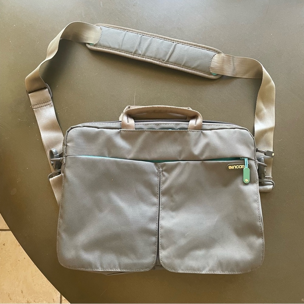 InCase 13” Laptop Bag